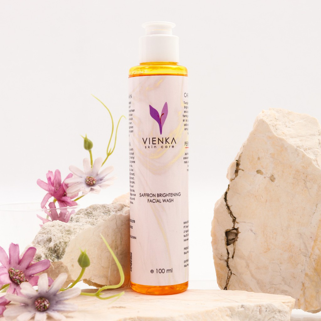 Vienka Skincare Saffron Facial Wash