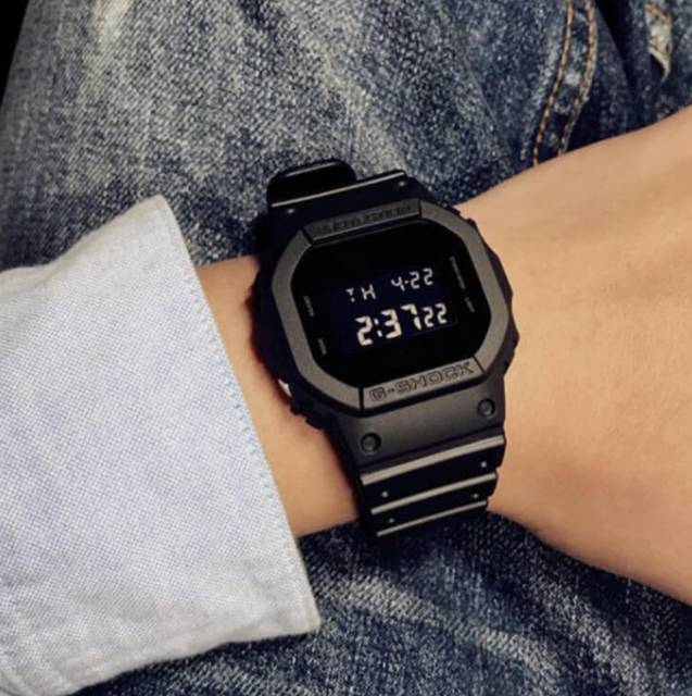 Jam Tangan Pria Sporty Digital DW-5600 Black Hitam FASHION KARET Rubber ANALOG QUARTZ MEWAH ELEGAN