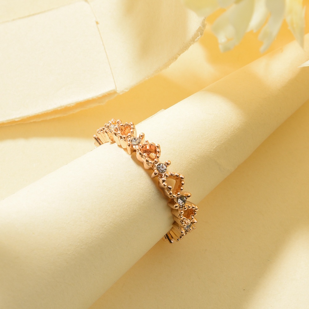 Cincin Model Terbuka Adjustable Bentuk Hati Aksen Zircon Warna Emas