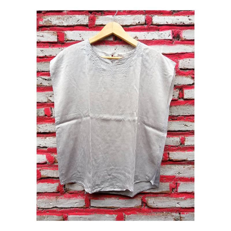 [PRELOVED] Blouse Satin