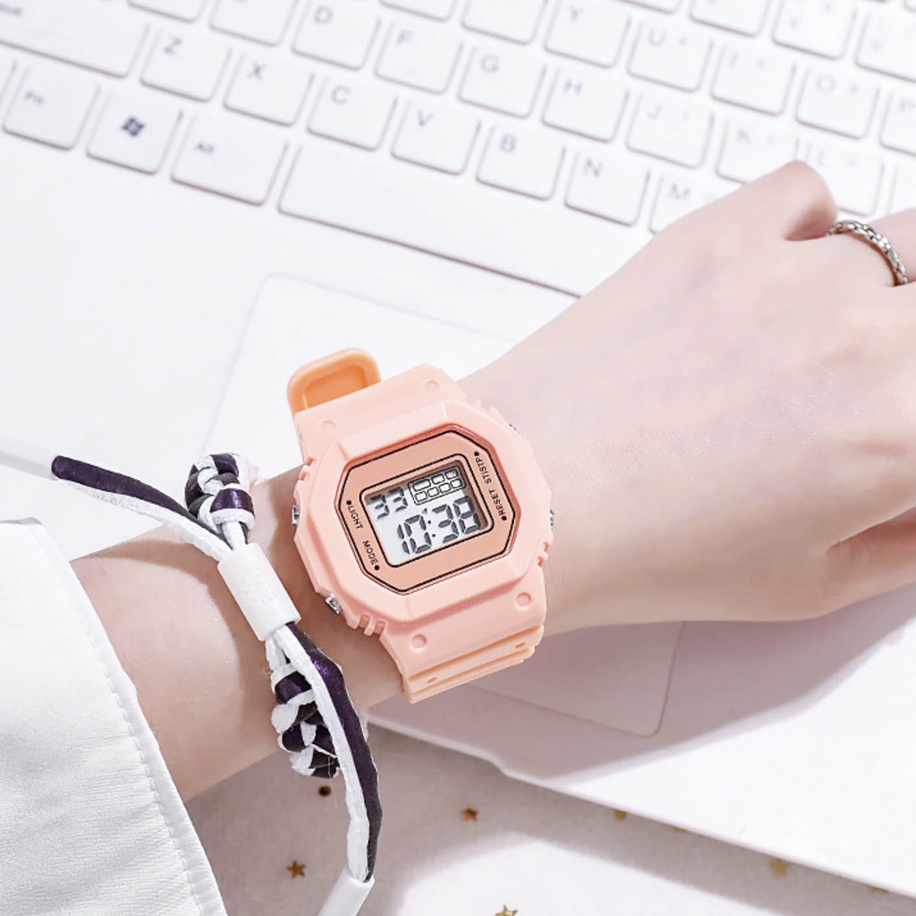 JAM TANGAN RUBBER DIGITAL UNTUK PRIA WANITA PERSEGI BAHAN KARET IMPORT MURAH FW001 (KIM)