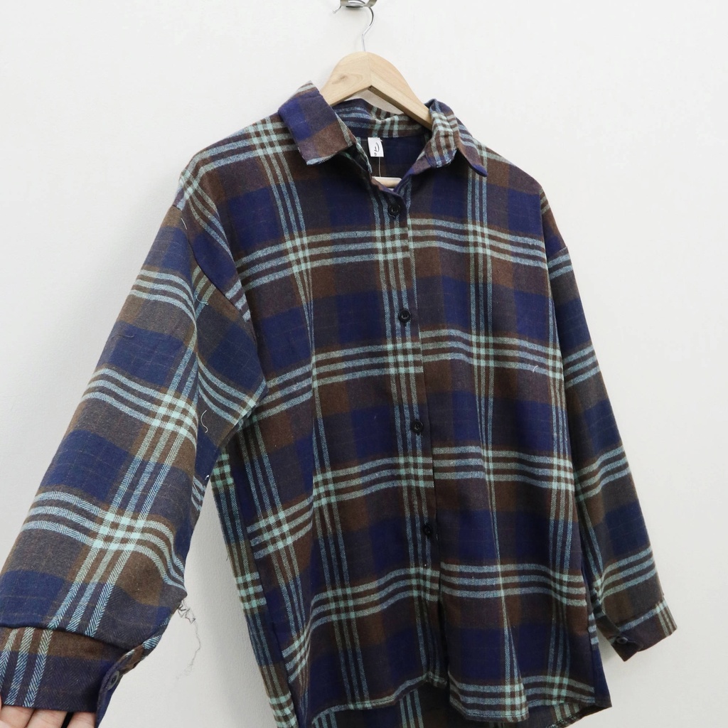 Fimel flanel long hem top - Thejanclothes