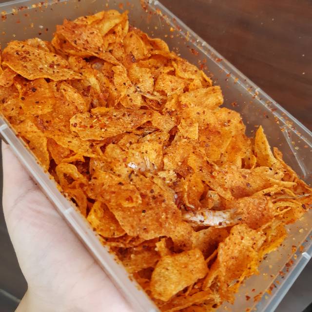 

Pencok ( kentang + ikan asin )