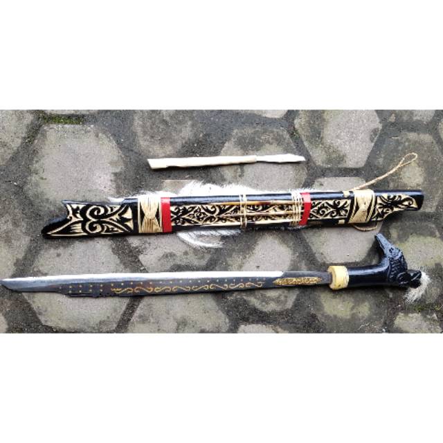 

MANDAU DAYAK ASLI KHAS KALIMANTAN