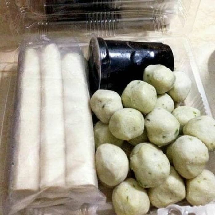 

paling laris pempek lampung