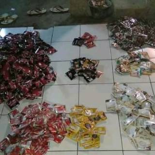 Kerajinan Tikar/Hiasan Dinding (Tengkorak) dari Bungkus Kopi