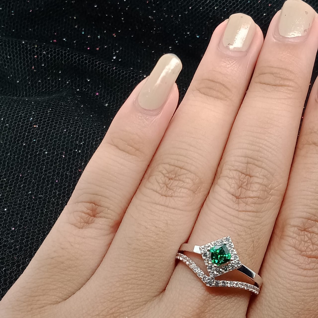 Cincin Emas 17K - 3.1 gr Kadar 750 - 726