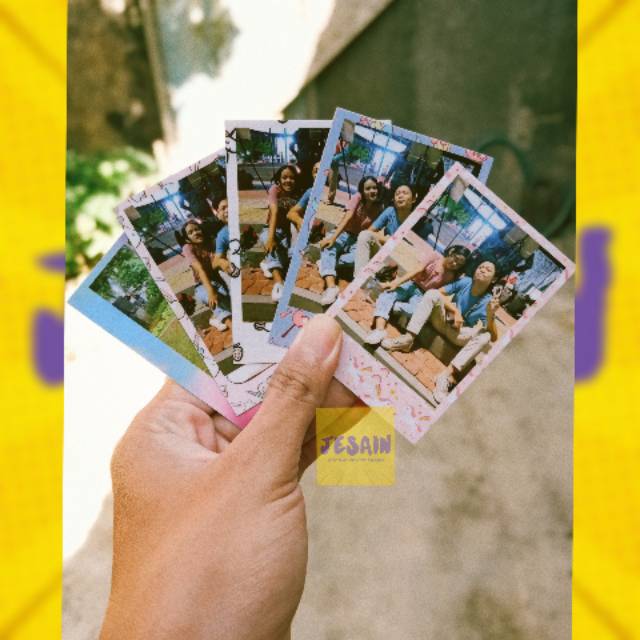 

CETAK POLAROID LAMINASI GLOSY PREMIUM MURAH