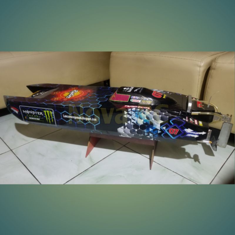 Rc boat catamaran hull 100x27cm with hardware cocok untuk dobel brushless motor