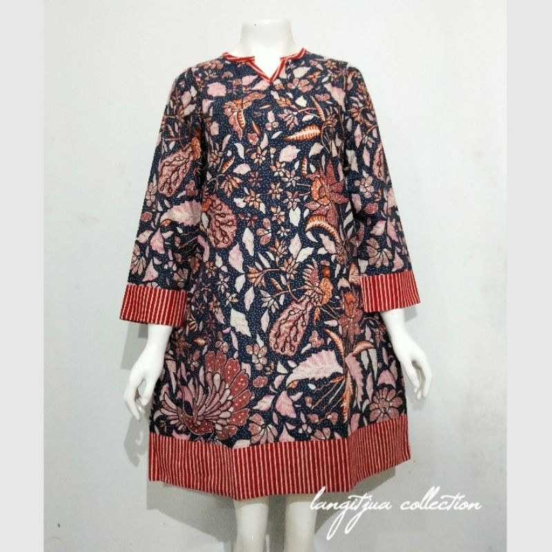 BAJU KERJA SIMPLE TUNIK JAWARA ATASAN BATIK MOTIF TIGA NEGERI