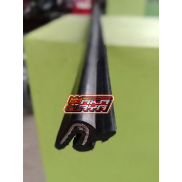 Karet Pelipit kaca luar mobil/weather strip kaca mobil panther x-trail freed grandmax terano