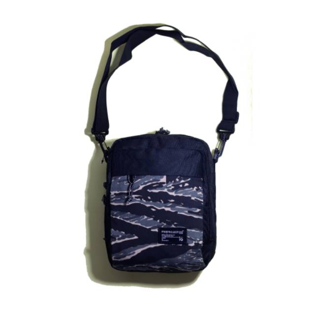 Five Project Slingbag Cammo Black