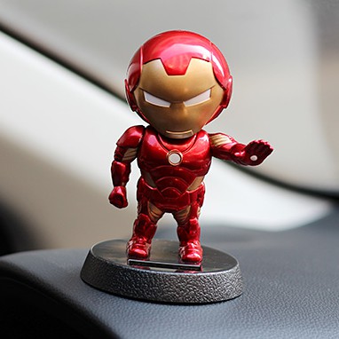 Pajangan Figure Miniatur Mobil Solar Power Iron Man Ironman