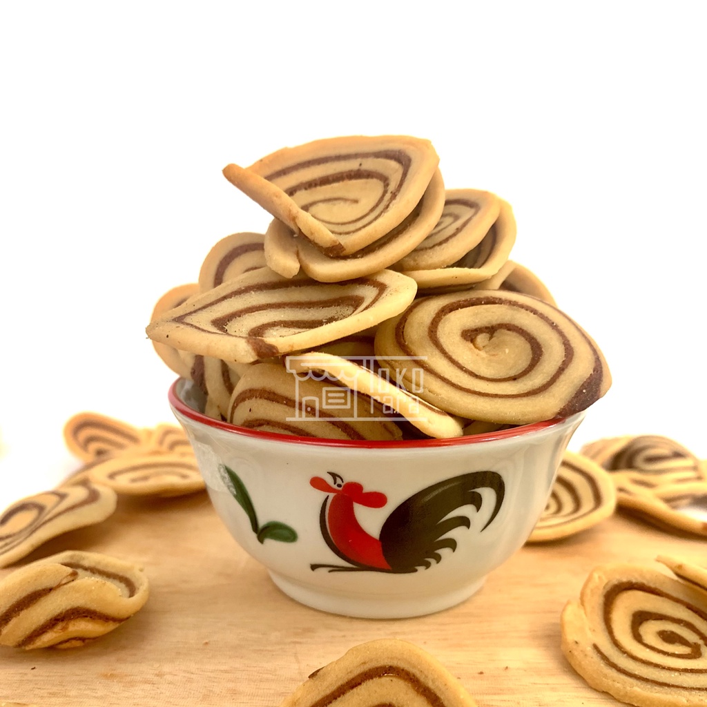 

Kue kuping gajah lebar putih 500gram / kuping gajah kiloan