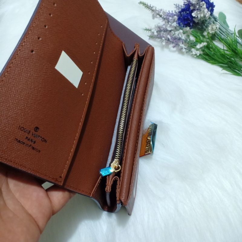 Dompet lv lipat wanita import model lidah kunci