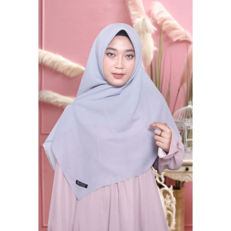 HIJAB BELA LASERCUT // JILBAB SEGIEMPAT BELA LASERCUT // KERUDUNG SEGIEMPAT BELA LASERCUT