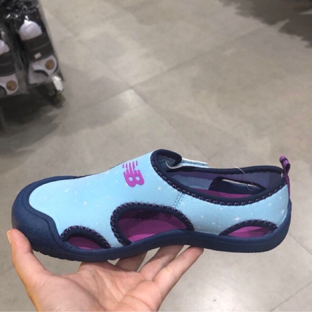 NEW BALANCE KIDS SALE