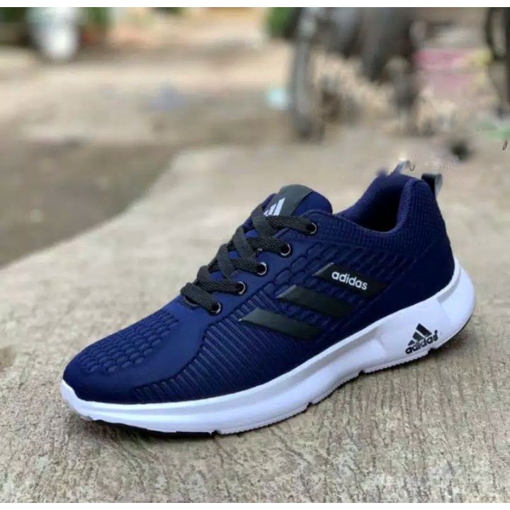 sepatu sneakers kekinian 2022 original model terbaru casual olahraga/ sepatu jalan jalan pria / sepatu anak dewasa laki laki /sepatu sekolah