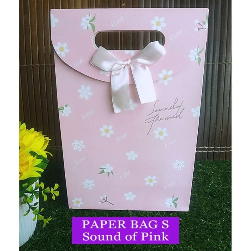 

Paper Bag Motif / Tas Kertas Kado / Tas Ulang tahun - S SOUND OF