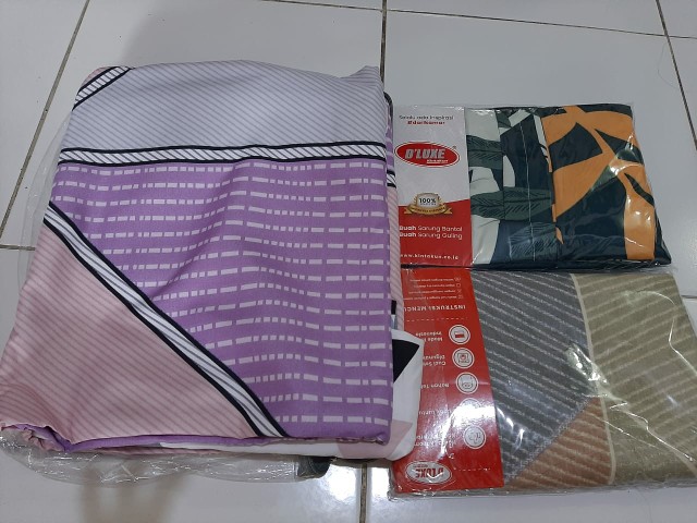 Kintakun Sprei Dluxe Single Size New Spring Edition Versi Ii Uk. 120x200 Tinggi 30 Cm