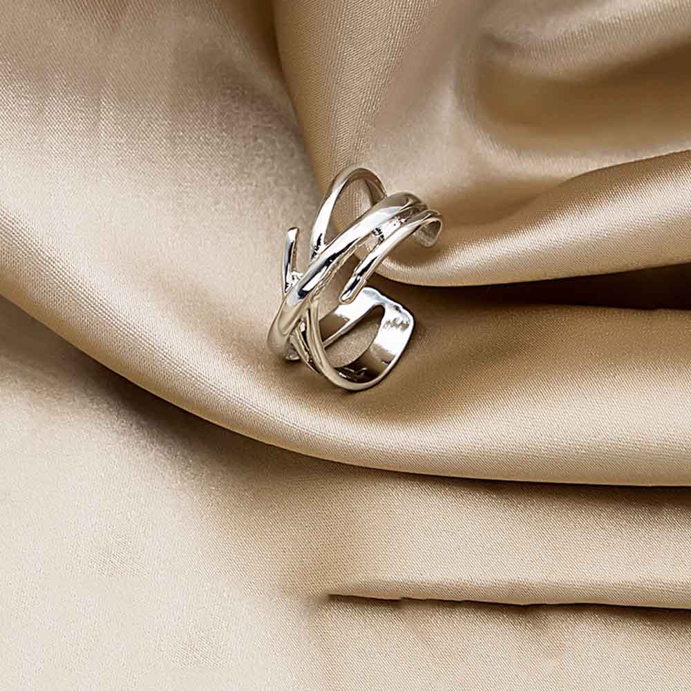 Cincin Bentuk Geometris Twisted Bahan Metal Warna Gold Silver Untuk Wanita