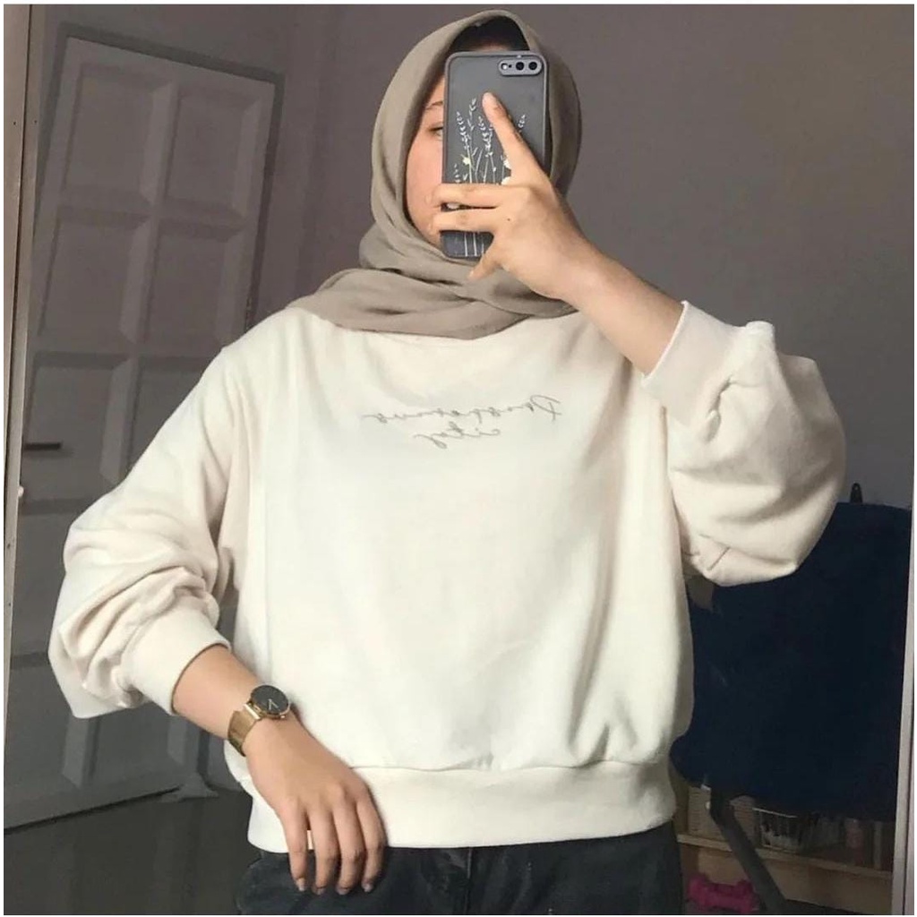 PROSPEROUS BORDIR Sweater Kekinian Ala Korea Crewneck Sweatshirt Kpop Wanita Oversize Fashion Outfit Ootd Korean Style Sweter Crewnek Switter Krop Cewe Krunek Perempuan Sweeter Viral Remaja Korea Atasan Cewek Premium LD 110 PB 65 BB 45 s.d 65Kg