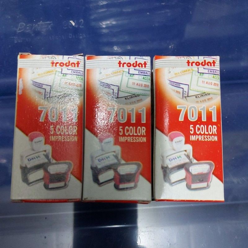 

RB tinta automatis tanpa bantalan trodat type 7011