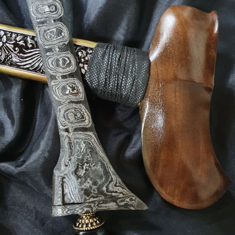 Keris Tilam Upih Pamor Melati Rinonce