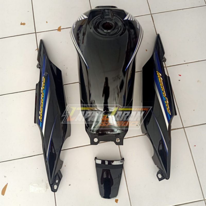 BODY MEGAPRO PRIMUS TAHUN 2006 STRIP BIRU