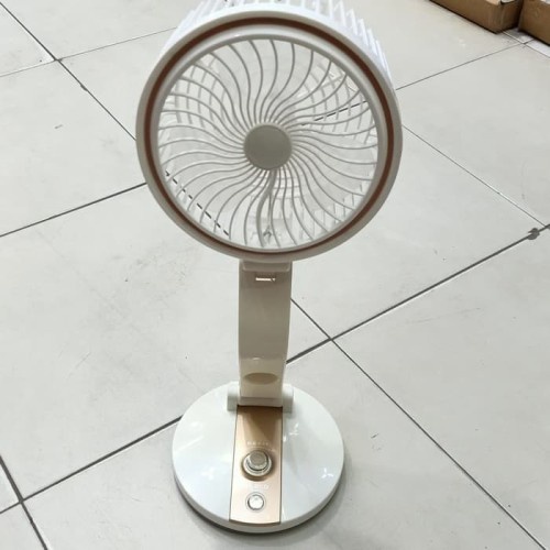 Kipas Angin FLECO-2018 LED PORTABLE 2in1 Fan Lipat Lampu Meja DISCON