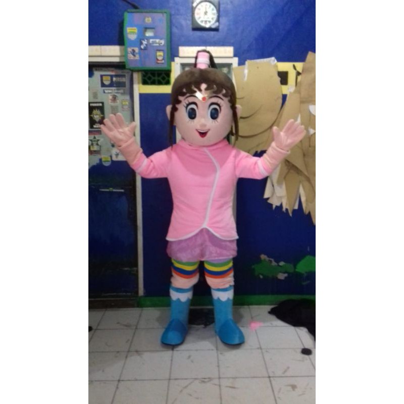 kostum badut sailormoon