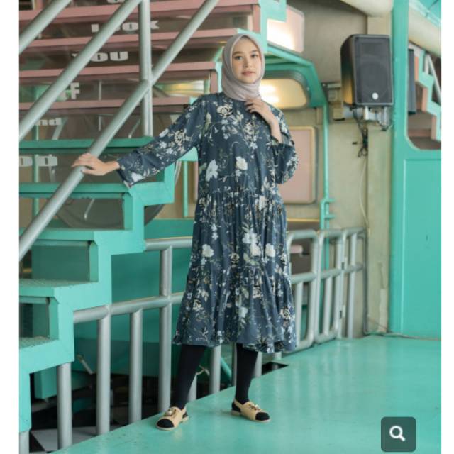 Midi dress by Haideeorlin mint&cassia