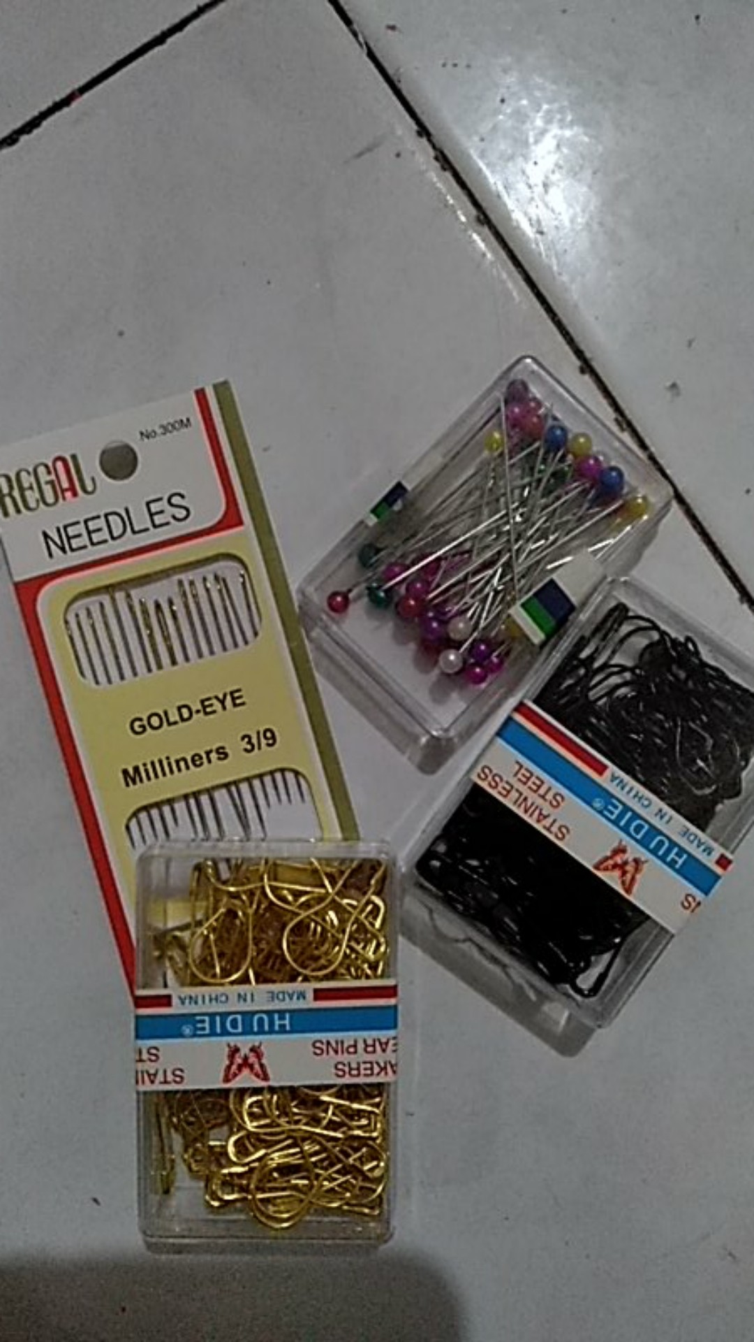 Jarum Jahit Tangan Regal Gold Eye Milliners 3/9 Isi 16 Pcs