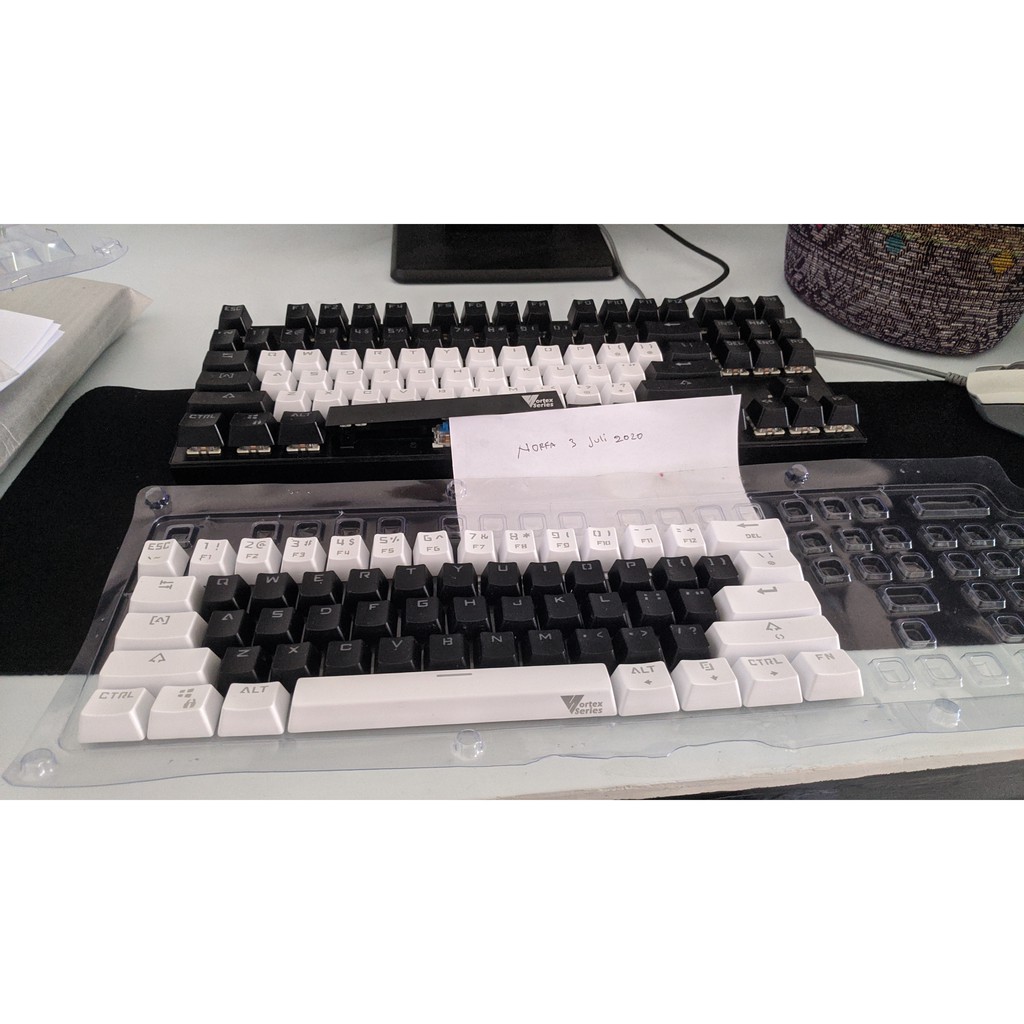 Keycaps Copotan VX5 White & VX7 Black