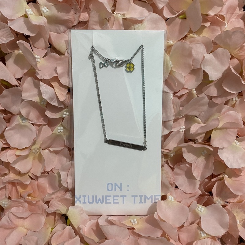 EXO XIUMEET TIME STRAP MASK