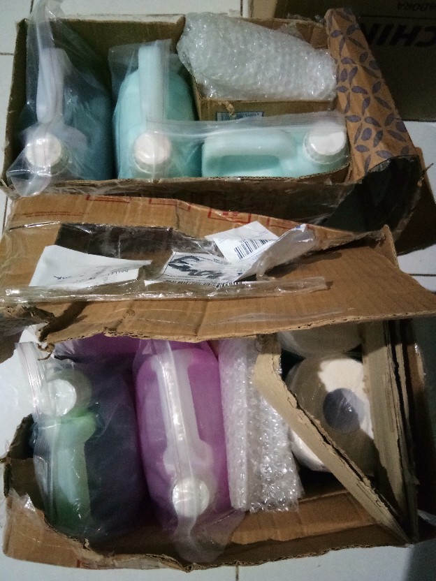 Tissue Tisu Gulung Dapur Livi Evo Premium Kitchen Towel Roll 200s