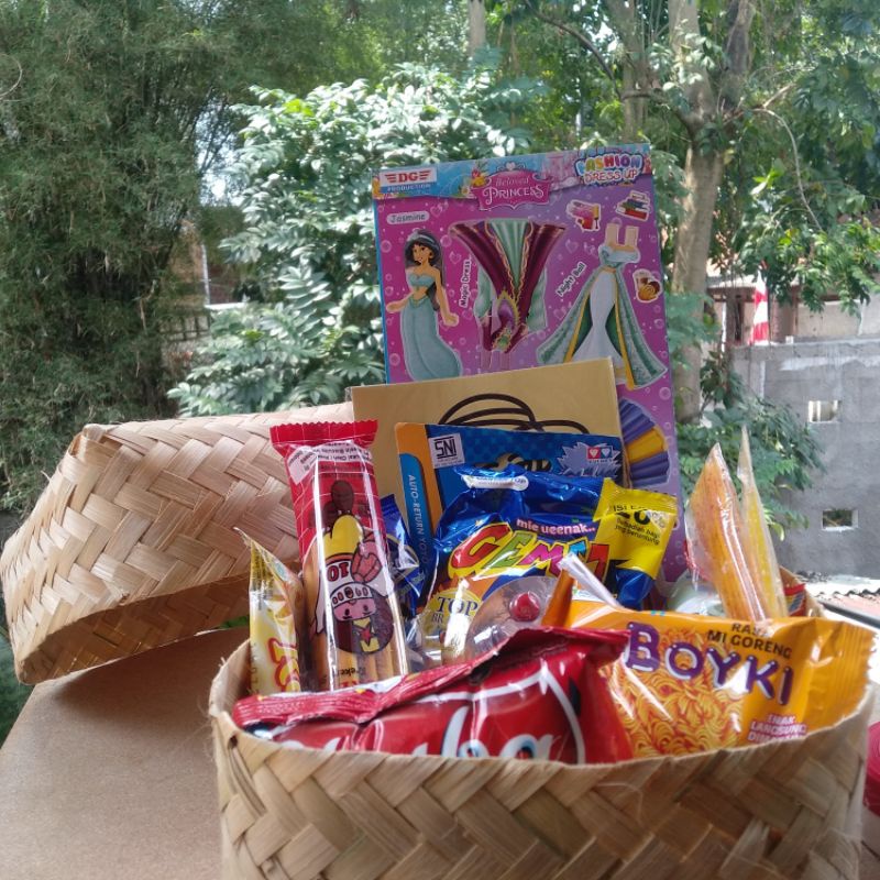 

Hampers by request | bingkisan