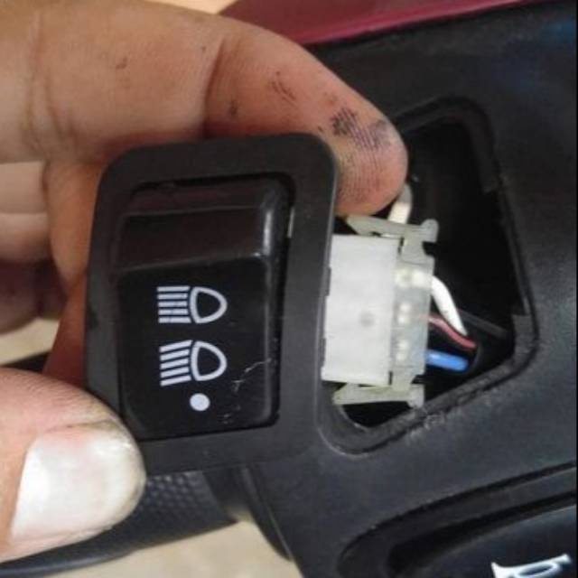 Saklar Lampu Motor Switch On Off Dim Dimmer Honda Beat Scoopy Vario 125 Revo Blade Supra X 125