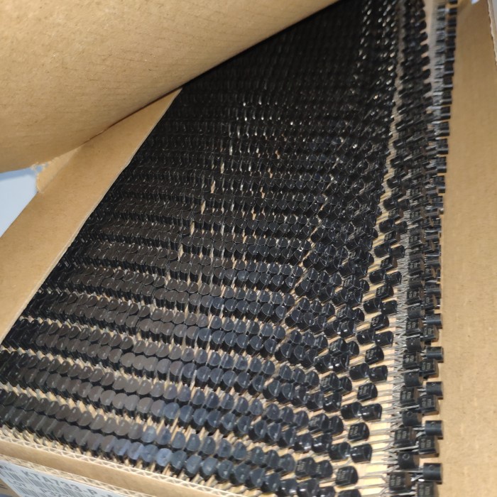 Produk Terbaru Transistor Kec A733 C945 A1015 C1815 Original Renteng Grosir