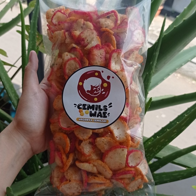 

Kerupuk Seblak Kencur Bantat 150 gram Krupuk Pedas dengan Cabai Asli 150gr Renyah Nagih Asli Jawa Barat