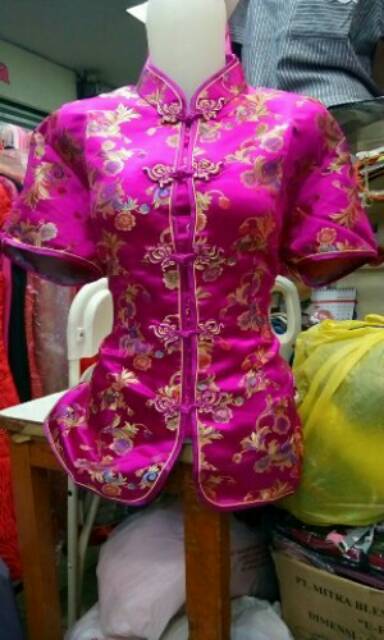 Cheongsam Blouse Wanita Semi Sutera