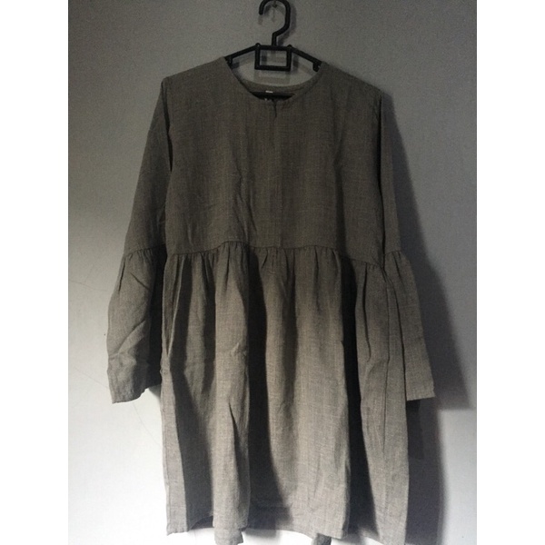 blouse vanilla hijab