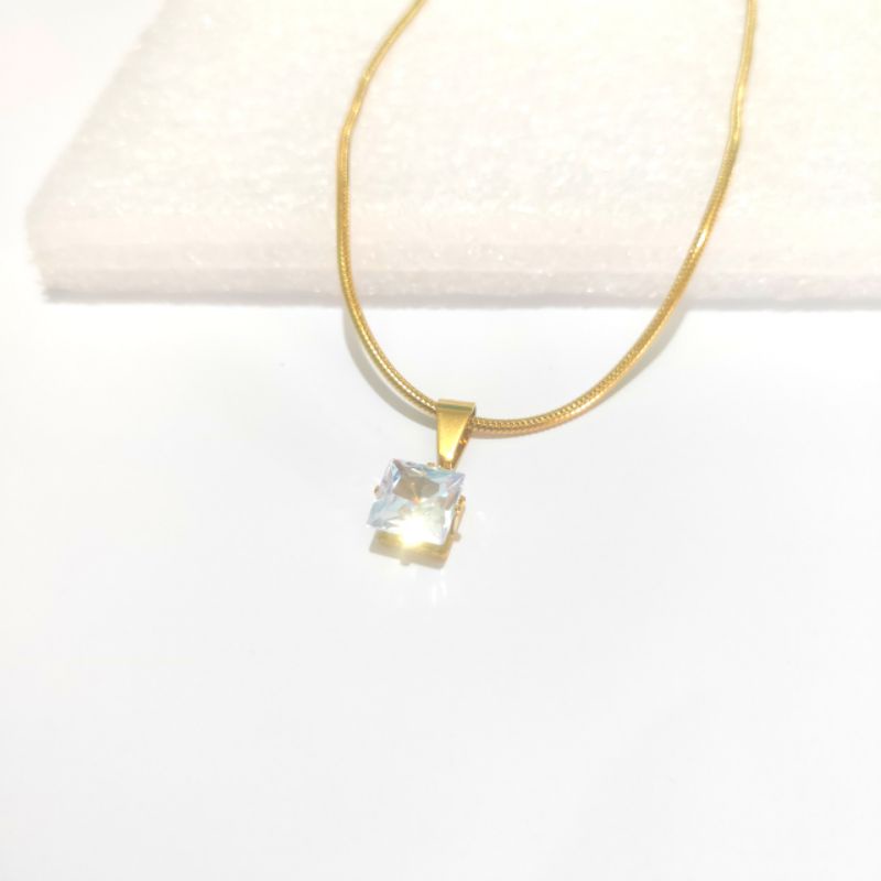 KALUNG TITANIUM FASHION WANITA WARNA EMAS/PERHIASAN LADIES ANTI KARAT DAN ANTI LUNTUR