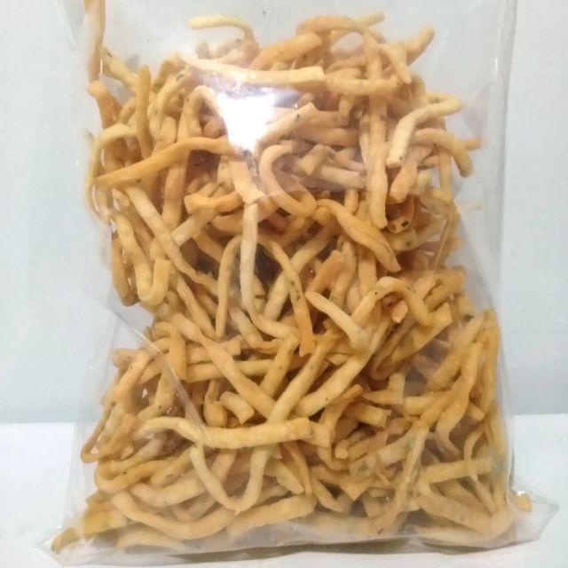 

Stik Bawang 250gr gurih / stik bawang gurih renyah / camilan snack kiloan