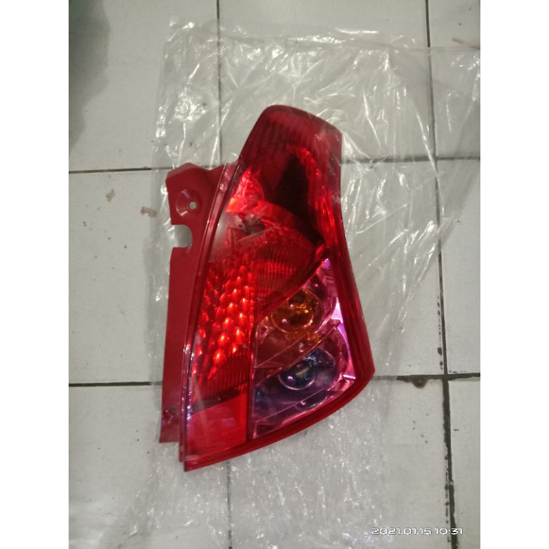 stoplamp Suzuki Swift St