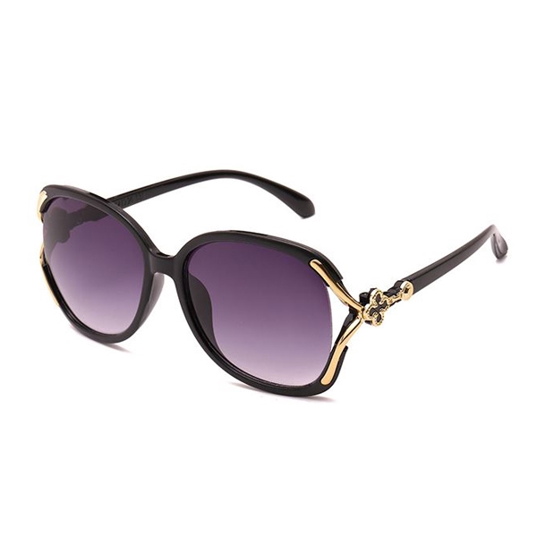 OILA kacamata hitam hollow clover sunglasses (4C4) jgl124