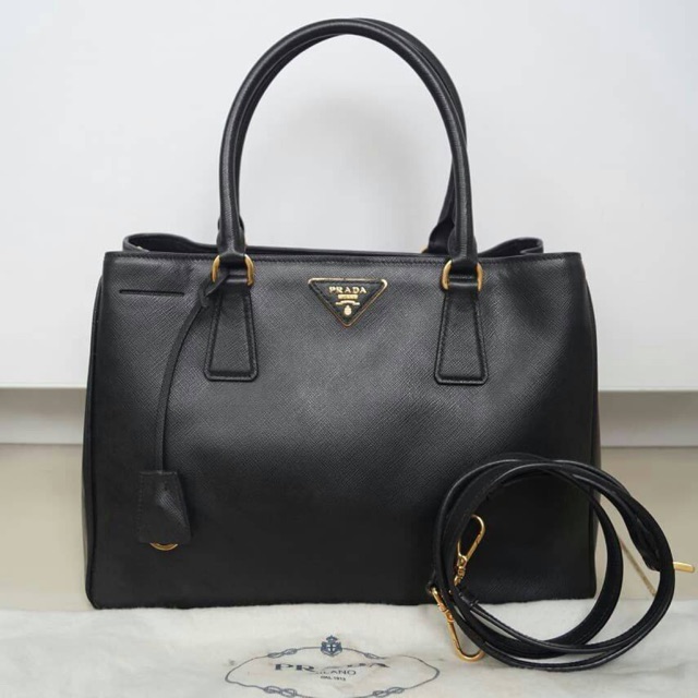 

BN1874 Saffiano Nero double zip 2015, receipt, db, card
