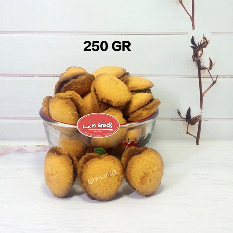 

Snack Kue Nanas Cookies Nastar Hati Enak Manis Gurih Renyah 250gr