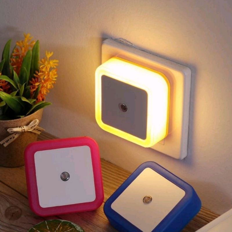 Lampu Tidur LED Kotak Sensor Cahaya / Lampu Tidur / Lampu Kamar Tidur Mini / LED Night Light / Lampu Hias