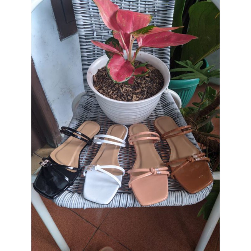 Ts sandal wanita tali hak pendek